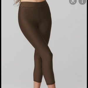 Alo Airlift Cropped Pants